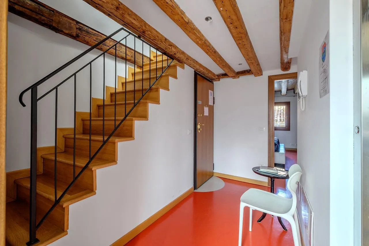 Apartment Ferienwohnung The Lion'S House Apt4 Venedig