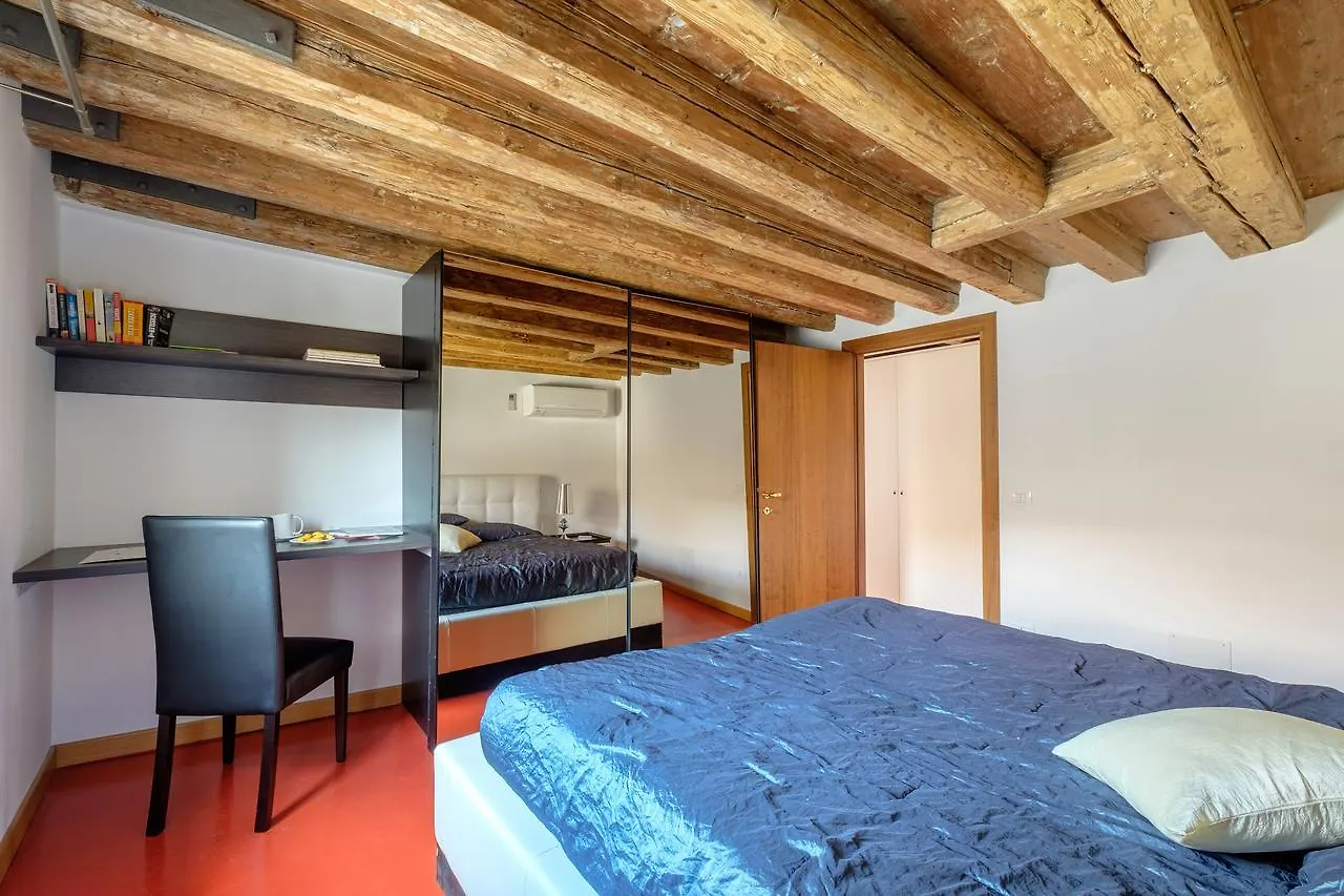 Ferienwohnung The Lion'S House Apt4 Venedig